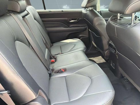 Used 2024 Toyota Grand Highlander FWD image 29
