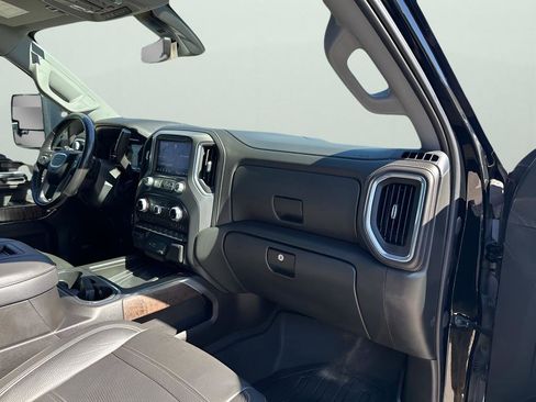 Used 2021 GMC Sierra 2500 Denali w/ Denali Ultimate Package image 14