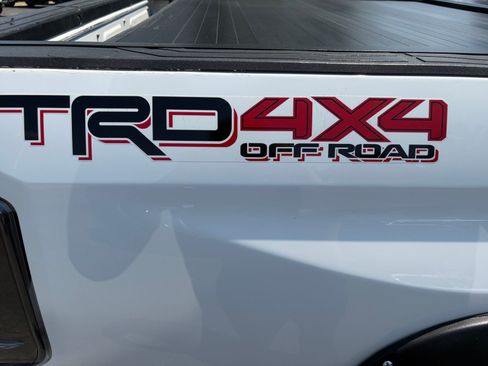 Used 2014 Toyota Tundra Limited w/ Limited Premium Package AWD/4WD image 20