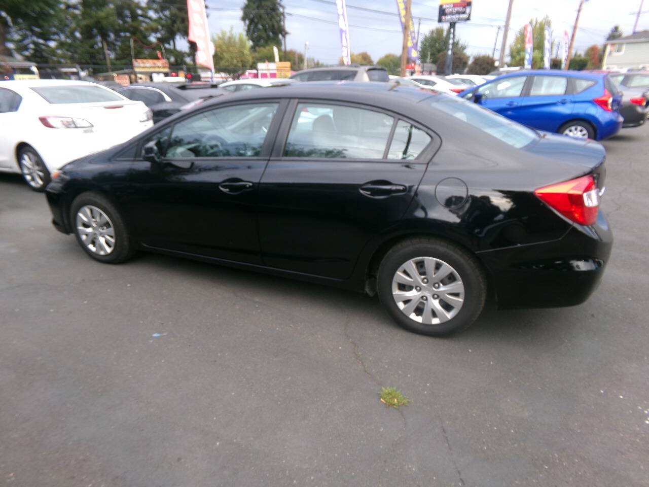 Used 2012 Honda Civic LX image 1