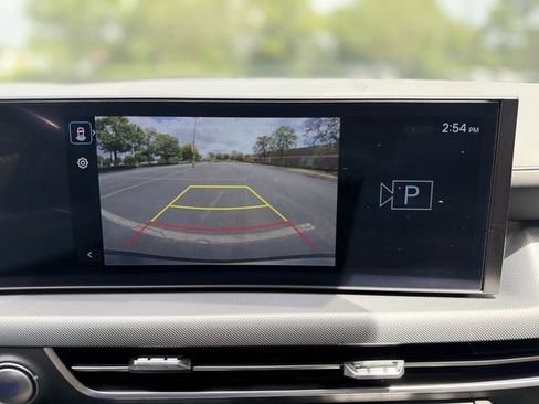 Used 2024 Hyundai Sonata SEL w/ Convenience Package FWD image 23