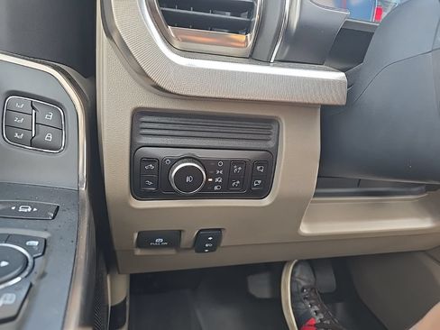 Used 2026 Ford F350 Platinum w/ Platinum Plus Package AWD/4WD image 42