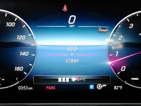 Used 2024 Mercedes-Benz C 300 Sedan w/ AMG Line w/ Night Package image 41