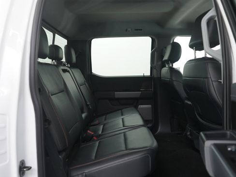 Used 2021 Ford F150 Lariat image 13