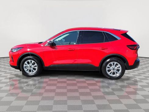 Certified 2024 Ford Escape Active AWD/4WD image 2