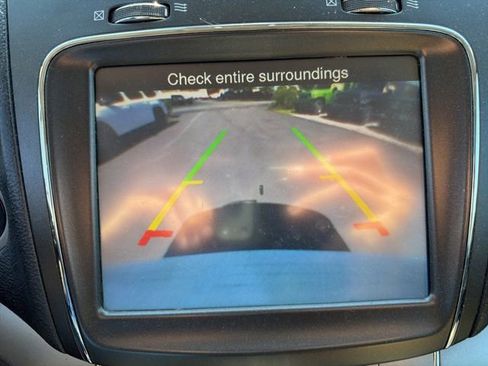 Used 2017 Dodge Journey Crossroad FWD image 24