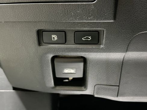 Used 2019 Lexus ES 350 Luxury image 18