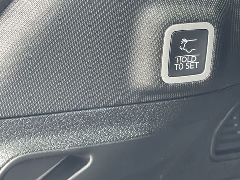 New 2025 Jeep Grand Cherokee Laredo X w/ Luxury Tech Group I RWD image 24