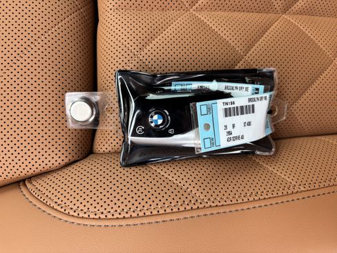 Used 2026 BMW X7 xDrive40i w/ M Sport Package image 38