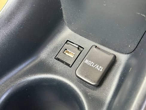 Used 2021 Toyota Prius LE FWD image 51