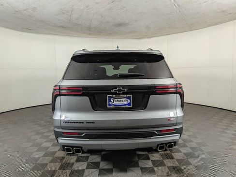 New 2026 Chevrolet Traverse Z71 w/ Enhanced Driving Package image 8