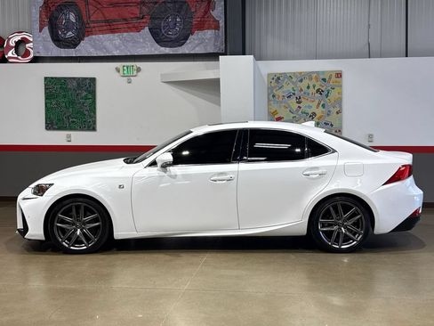 Used 2019 Lexus IS 300 F Sport w/ F Sport Package AWD/4WD image 4