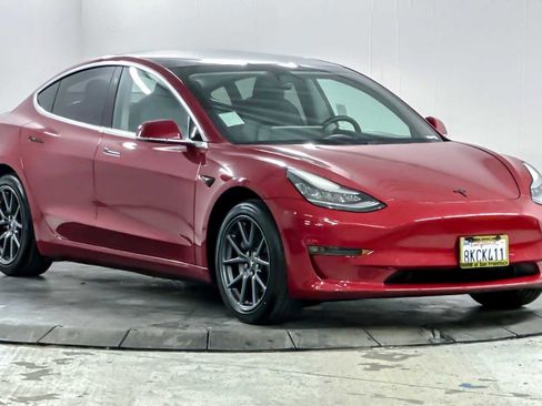 Used 2019 Tesla Model 3 Long Range image 9