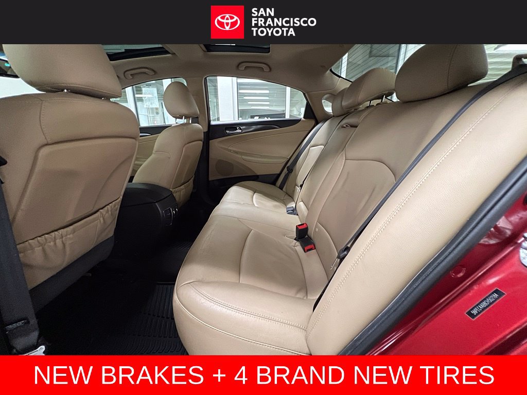 Used 2012 Hyundai Sonata Limited w/ Navigation Pkg FWD image 15