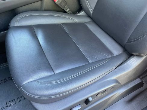 Used 2025 Chevrolet Tahoe LT AWD/4WD image 25