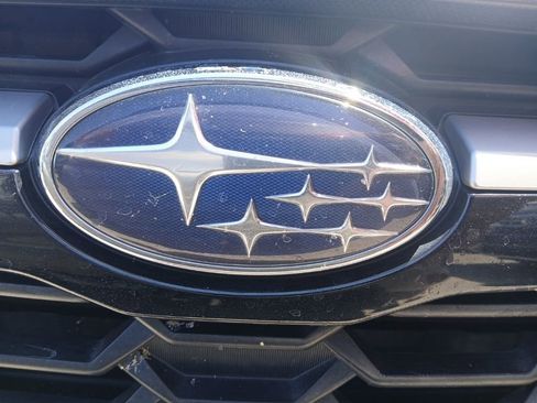 Used 2018 Subaru Crosstrek 2.0i Premium w/ Moonroof Package AWD/4WD image 2