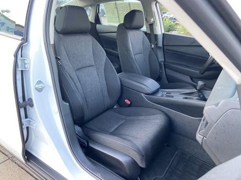 Used 2023 Honda Accord EX image 22