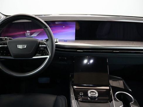 New 2026 Cadillac Escalade IQL Luxury image 12