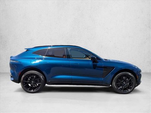Used 2021 Aston Martin DBX AWD/4WD image 4