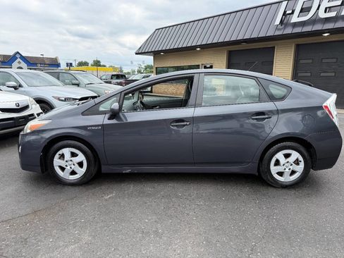 Used 2014 Toyota Prius Two FWD image 8