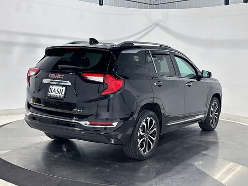 Used 2022 GMC Terrain Denali w/ Black Diamond Edition AWD/4WD image 11