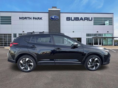 Certified 2024 Subaru Crosstrek 2.5i Limited w/ Crosstrek Mirror Package AWD/4WD image 2