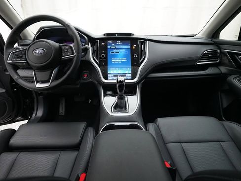 Used 2025 Subaru Outback Limited image 5