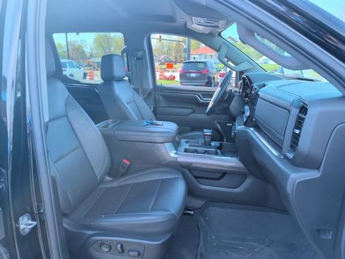 Used 2024 Chevrolet Silverado 1500 LTZ w/ LTZ Convenience Package II AWD/4WD image 31