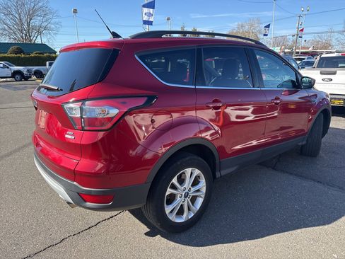 Used 2018 Ford Escape SEL image 5