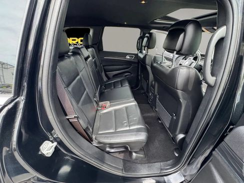 Used 2021 Jeep Grand Cherokee Limited AWD/4WD image 12