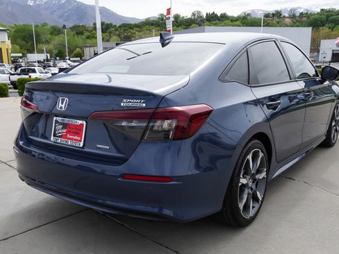 Used 2025 Honda Civic Sport Touring image 8