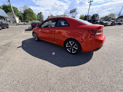 Used 2010 Kia Forte Koup SX image 38