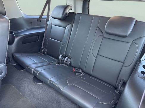 Used 2017 Chevrolet Suburban Premier RWD image 48