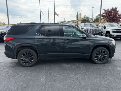 Used 2021 Chevrolet Traverse RS FWD image 12