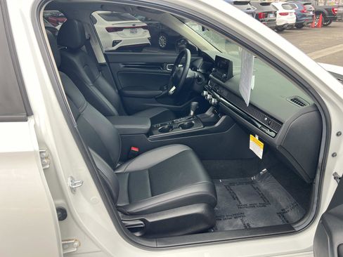 Certified 2024 Honda Civic EX-L image 29