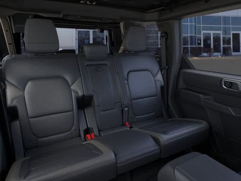 New 2025 Ford Bronco Outer Banks image 11