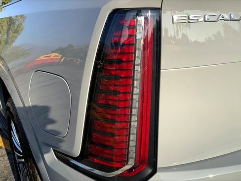 New 2026 Cadillac Escalade IQ Sport 1 image 15