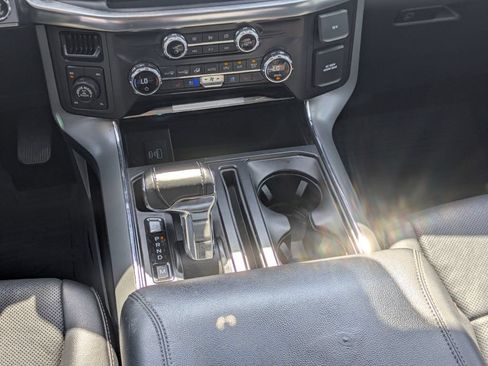 Used 2021 Ford F150 Lariat AWD/4WD image 16
