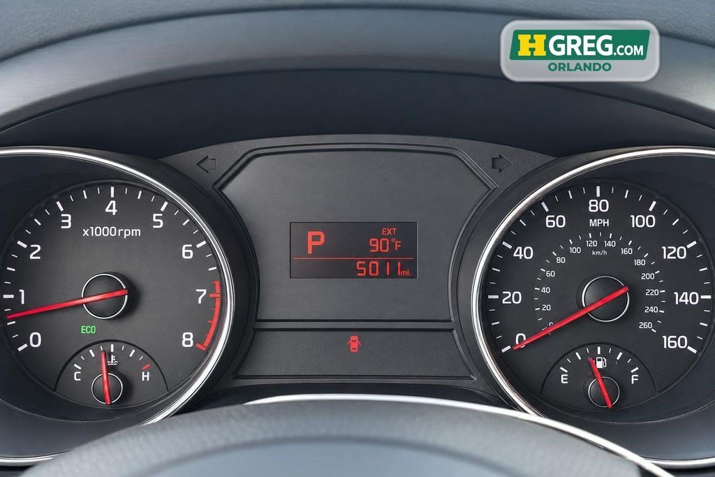 Used 2018 Kia Sedona L FWD image 16