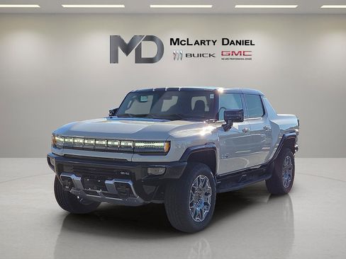 New 2026 GMC Hummer EV 4x4 Crew Cab image 2