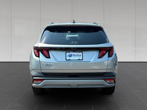 Used 2025 Hyundai Tucson SEL AWD/4WD image 4