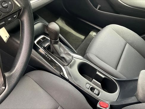 Used 2023 Toyota Corolla LE image 16