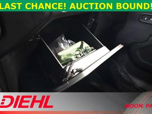 Used 2022 Jeep Wrangler Unlimited Rubicon w/ LED Lighting Group image 25