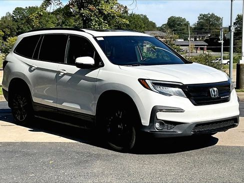 Used 2022 Honda Pilot Black Edition image 2