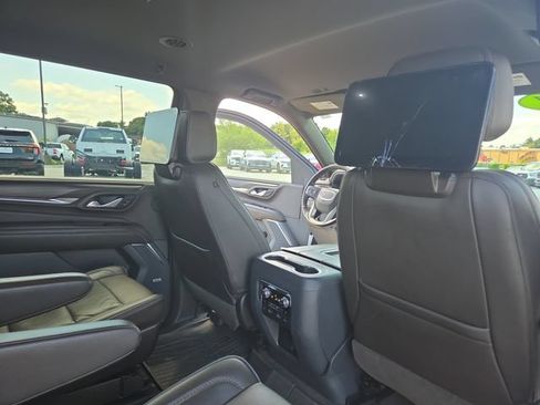 Used 2021 GMC Yukon XL Denali AWD/4WD image 50