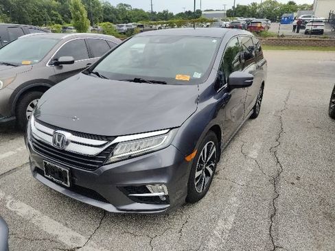 Used 2018 Honda Odyssey Elite image 3