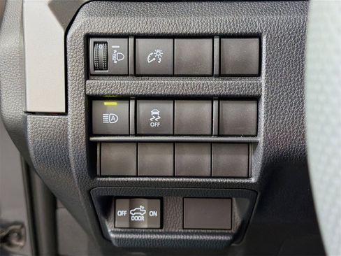 Used 2024 Toyota Tacoma SR5 image 11