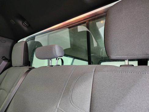 Used 2022 RAM 2500 Big Horn w/ Cold Weather Group image 37