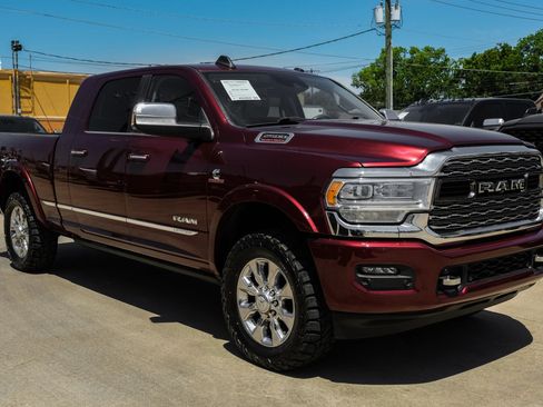 Used 2021 RAM 2500 Limited AWD/4WD image 4