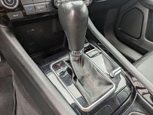 Certified 2022 Jeep Compass Limited w/ Elite Group image 31